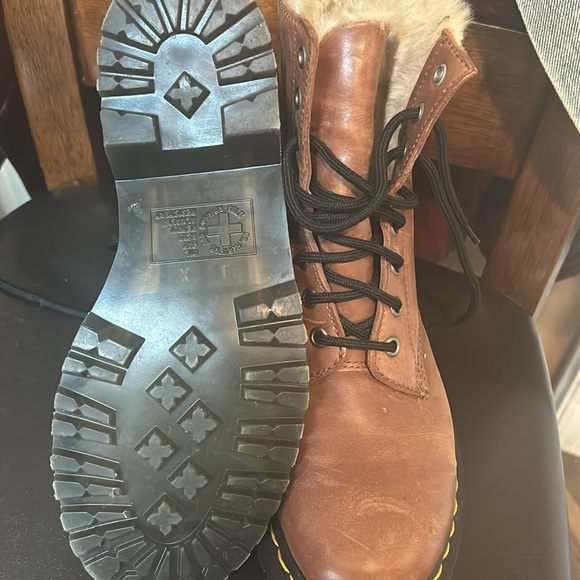 Dr Martens size 8 - Picture 4 of 4